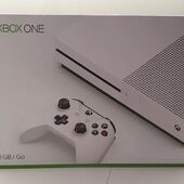 Console Xbox ONE S 500 GB, appena entrata usata e disponibile ^^